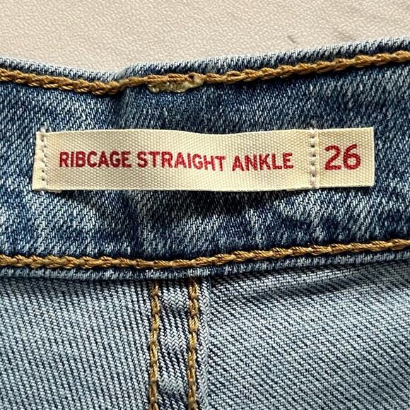 Levi's Ribcage Distressed Straight Ankle Jeans Super High Rise Denim Size 26 NWT - Picture 8 of 14